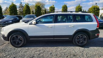 VOLVO XC70 2016 2.0D4 133kW SUMMUM - 8