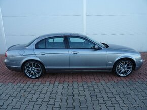 JAGUAR S-TYPE 4.2R 291kW SUPERCHARGER - 8