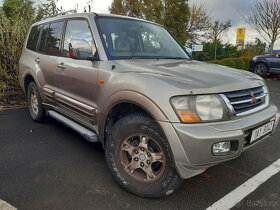 Mitsubishi Pajero 3,2DiD 118kW 2002 - díly - 8