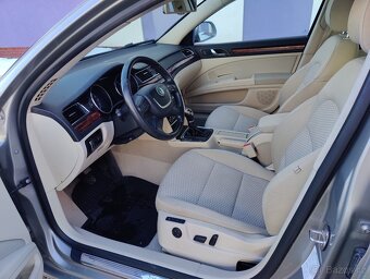 Škoda Superb 2,0 TDI 4x4 Combi Elegance - 8