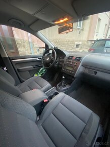 Volkswagen Touran 1,9 TDI ,  7 míst - 8