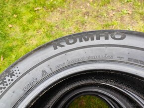 Zimní pneumatiky Kumho 215/65/17 104T 7,5mm - 8