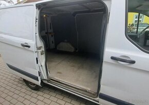 Ford Transit Custom 2,2 TDCI nafta manuál 74 kw - 8