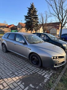 Alfa Romeo 159 1.9jtdm - 8