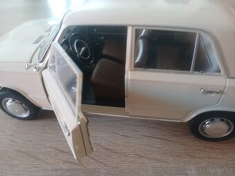 Lada 1200  Vaz 2101 ziguli 1:18  IST - 8