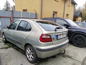 Renault Megane coupe 1.6i - 8