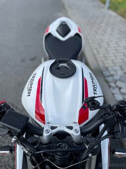 Triumph Street Triple S 675 - 8