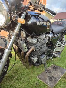 Yamaha XJR 1200 - 8