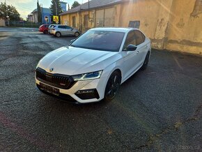 Škoda Octavia IV RS 2,0 EVO 147KW 4x4 puvod ČR 104 000KM - 8