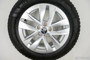 Škoda Fabia - Originání 15" alu kola - Celoroční pneu - 8