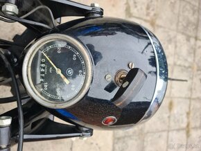 BMW R 35 50 rok po renovaci - 8