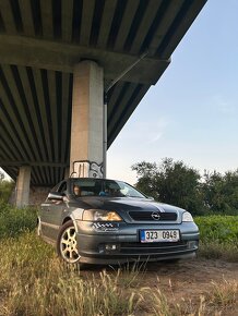 Opel Astra 1.6 16V - 8