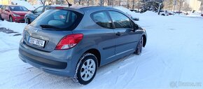 Peugeot 207 - 8