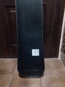 Prodám úplně nový snowboard CRAZY CREEK 128cm dlouhý. - 8