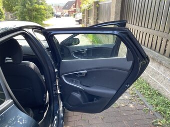 Volvo V40 D2 AUTOMAT 2.0 diesel - 8