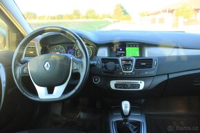 Renault Laguna III Kombi 2.0 dCi - 8