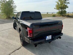 Ford F150 Raptor kupeny ako novy v Outlete CZ - 8