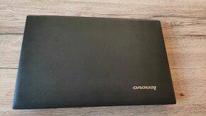 Lenovo IdeaPad B590-15.6"HD/Intel i3/ 240GB SSD Win 10 - 8