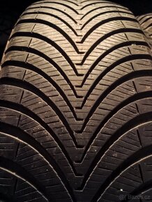 Celoroční pneu Kumho 215/65-16 Dot2021 - 8