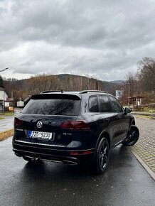 Volkswagen Touareg 4.2 V8 R-line Premium 4motion - 8