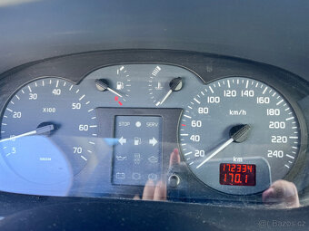 RENAULT MEGANE 1.6 kombi, benzin - 8