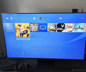 PS4 Pro 1000GB se 27 hrami JAKO NOVÝ - 8