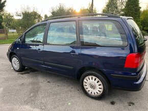 Volkswagen Sharan 1.9TDI 85kW 2009 - 8