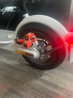 Koloběžka Xaiomi Electric Scooter 3 šedá - 8