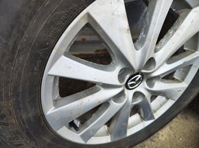 17"zimní alu sada 5x114 origo Mazda CX5 CX7 225/65 - 8