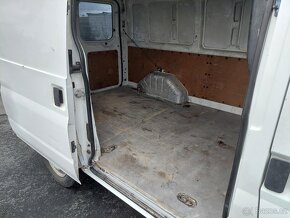 Ford Transit L1H1, 2.2 TDCI, 63 kW, 07/2010 - 8