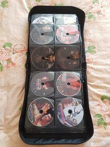 ZÁSOBNÍK ( BRAŠNA) NA 240 KS DVD NOSIČŮ + DVD - 8