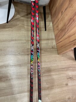 ✅ CELÉ HOKEJKY CCM JETSPEED FT5 PRO - 75 F - P92 - 169 CM ❤️ - 8