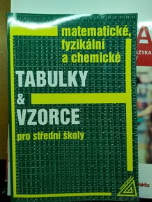 Tabulky, čítanky, učebnice - 8