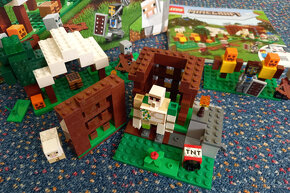 Lego Minecraft 21159 - The Pillager Outpost. - 8