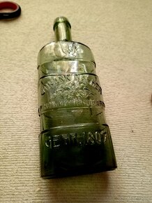 První patentované láhev Becherovky - 8