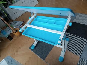 Dětský psací stůl a židle - výškově nastavitelné - 8