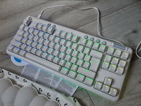 Mechanická klávesnice Logitech G713 GL Tactile - 8