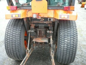 Kubota ST30 4x4 - 8