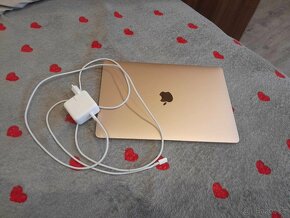 Apple MacBook Air 13" Late-2020 (A2337) - 8