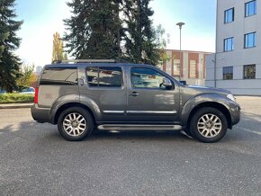 Nissan Pathfinder 3.0DCi V6 170kW 4x4 AT Tažné Šíbr STK - 8