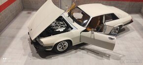 Jaguar xjs Road signature 1:18 - 8