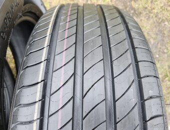 Nové zesílené letní pneu Michelin e-primacy 205/55/16 94V - 8