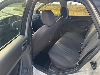 Ford Focus 1.6i 74Kw Style - Klima - ALU - 8