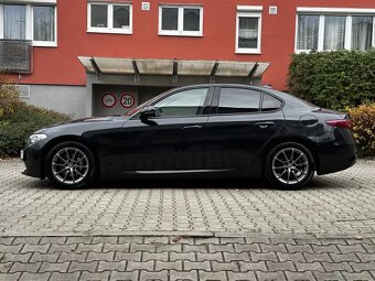 Alfa Romeo Giulia 2.2 JTDM Kůže Automat Navi Adapt. Tempomat - 8