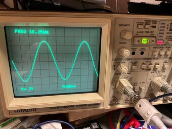 Tesla BM492 generator 10Hz - 10MHz - 8