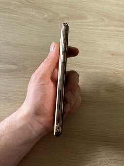 Iphone 11 pro - 8