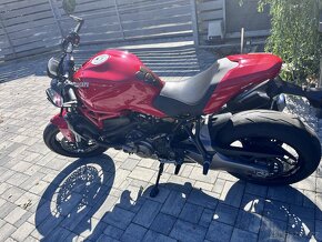 Ducati Monster 821 - 8