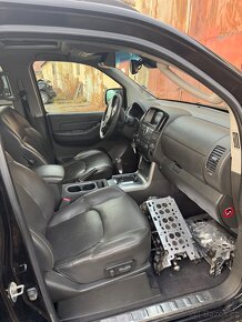 Nissan Navara 3,0 D 40 - 8