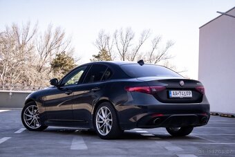 Alfa Romeo Giulia 2.0TBi MultiAir 200k AT Super - 8