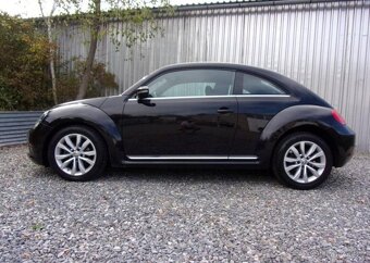 Volkswagen Beetle 1.6TDi 77kW DESIGN FENDER NAVI nafta - 8